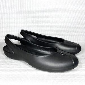Crocs Women's SZ 9 Black Ballet Flats Closed Toe Tear Drop Cut Out Strap Closure
